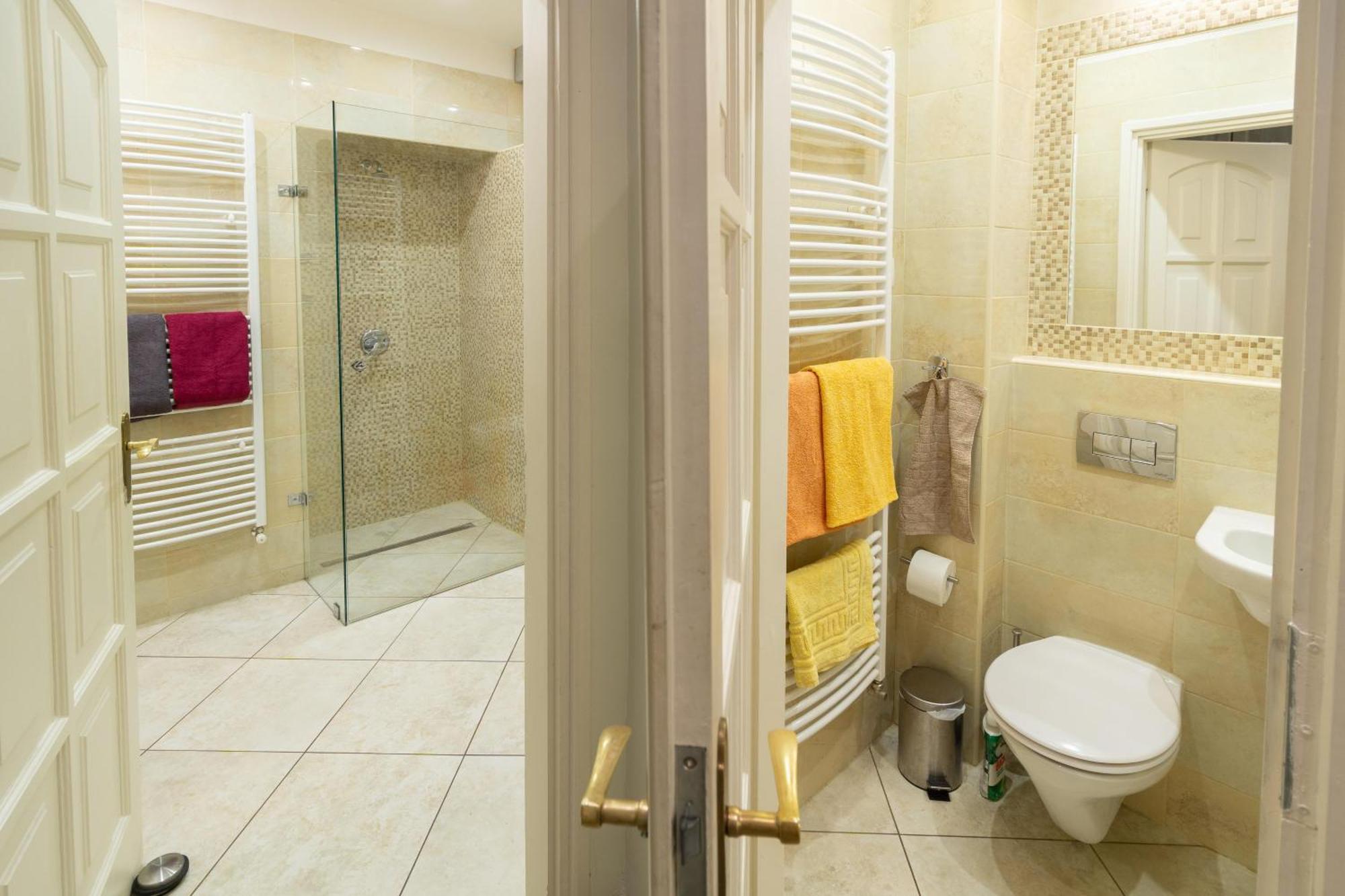 Jewel In Buda Apartment ブダペスト エクステリア 写真