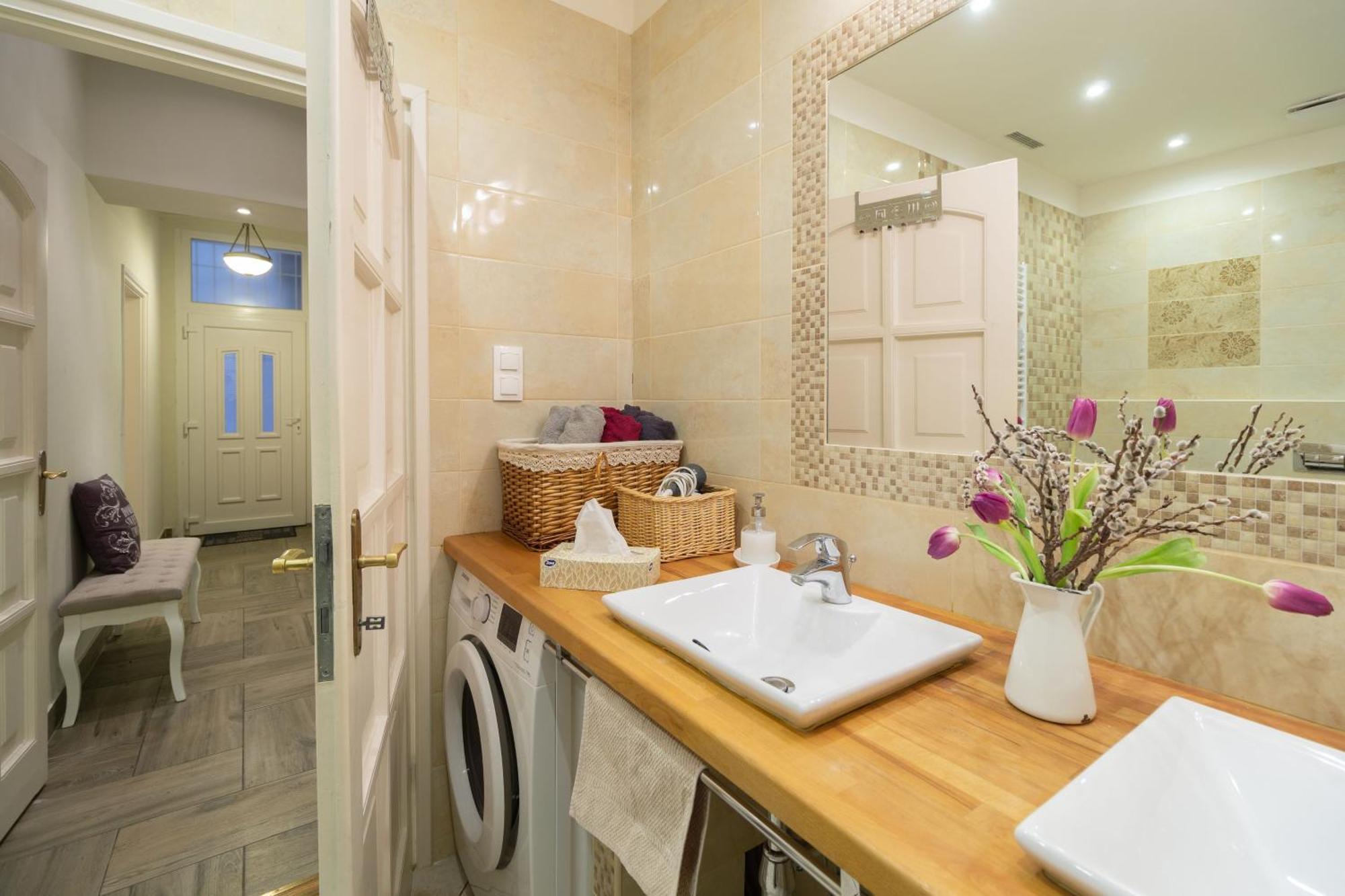 Jewel In Buda Apartment ブダペスト エクステリア 写真